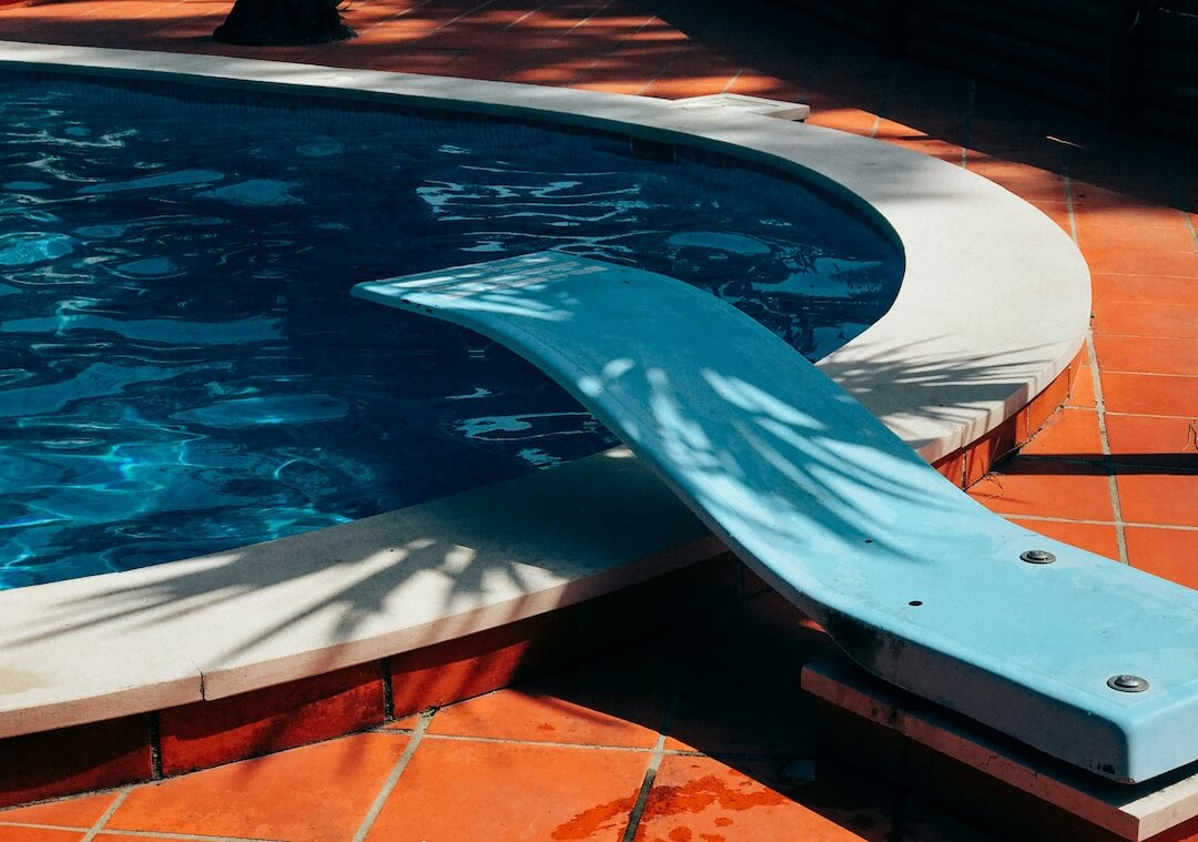 Certified, Experienced Pool Care Professionals Image
